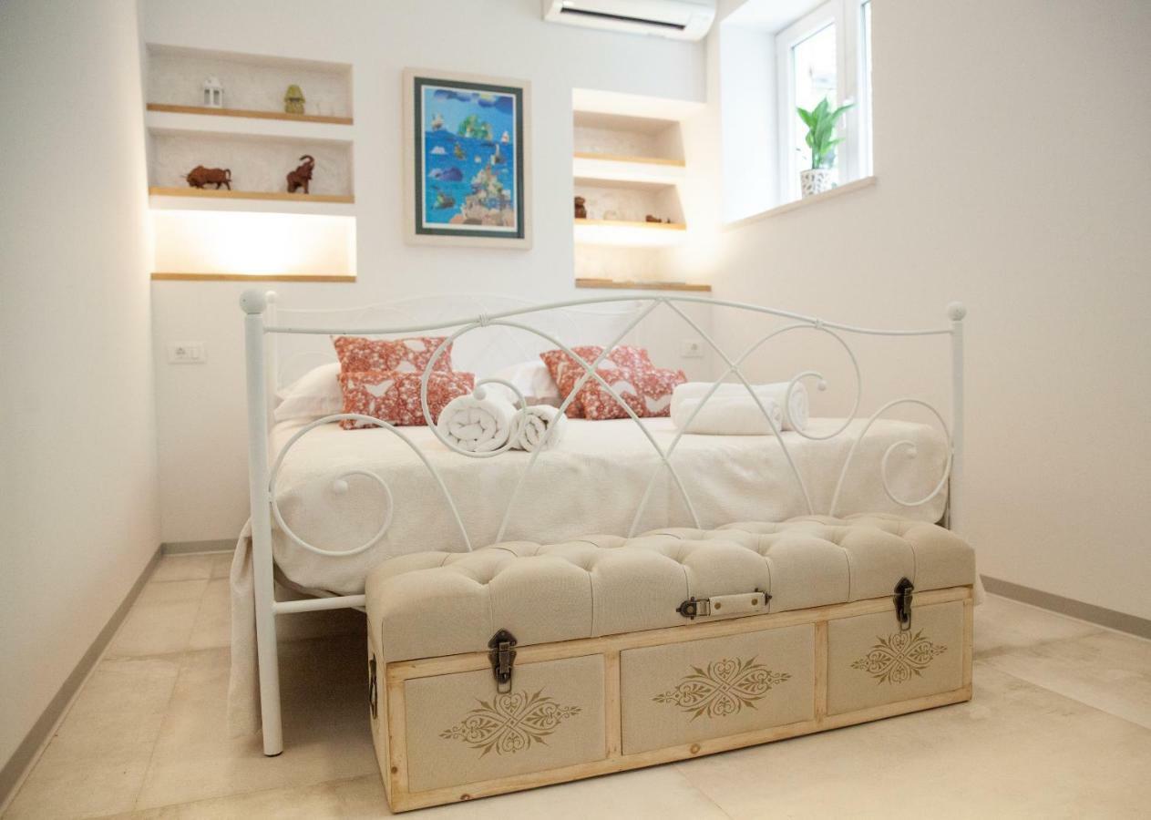 Tezoro 2 Apartment *